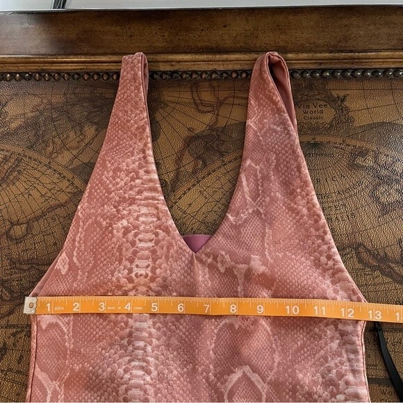 Koral Womens size S Pink Sand Ambition Reptile Bodysuit Cheeky Swim Deep V Neck - Picture 6 of 11